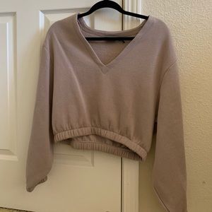 Urban Outfitters Cropped sweater